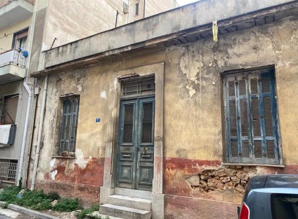 Οικόπεδο 210τ.μ.